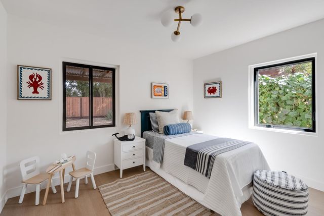 462 Hampstead Way, Santa Cruz, CA 95062