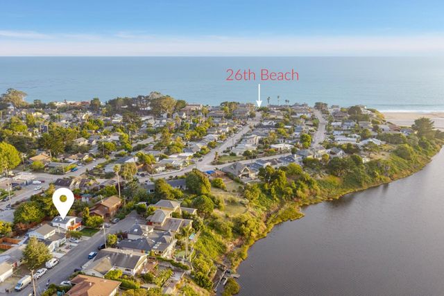462 Hampstead Way, Santa Cruz, CA 95062
