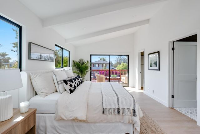 462 Hampstead Way, Santa Cruz, CA 95062