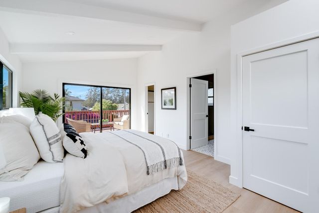 462 Hampstead Way, Santa Cruz, CA 95062