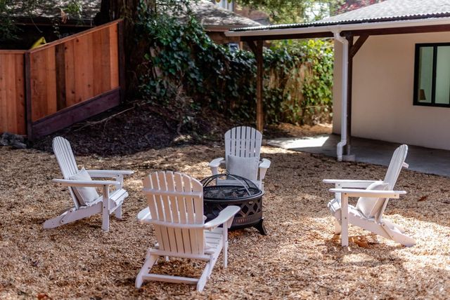 462 Hampstead Way, Santa Cruz, CA 95062