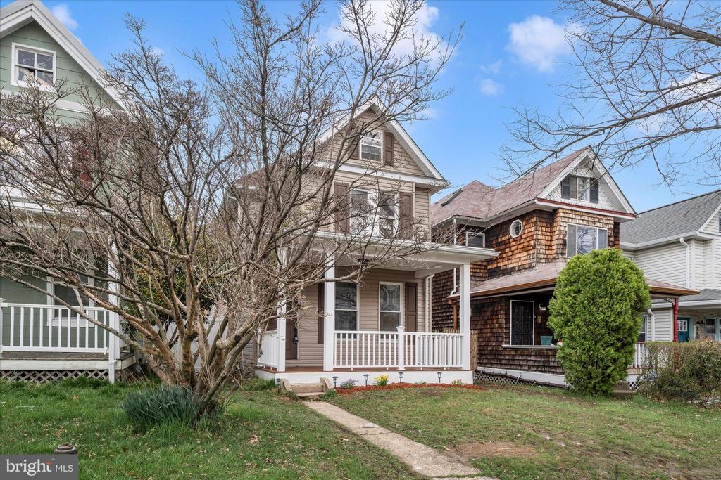 Image 114 of property listing at 728 E 35TH ST, Baltimore, MD 21218