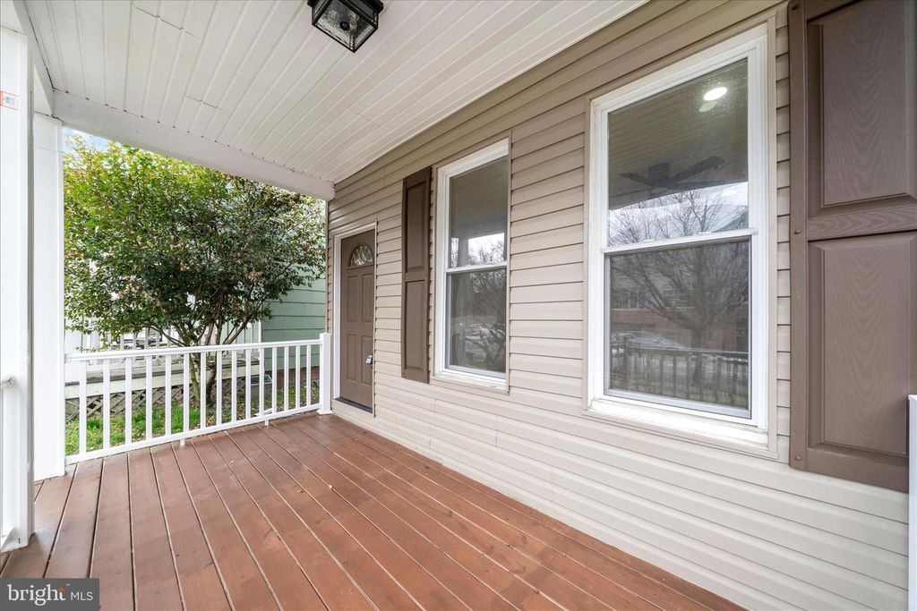 Image 49 of property listing at 728 E 35TH ST, Baltimore, MD 21218
