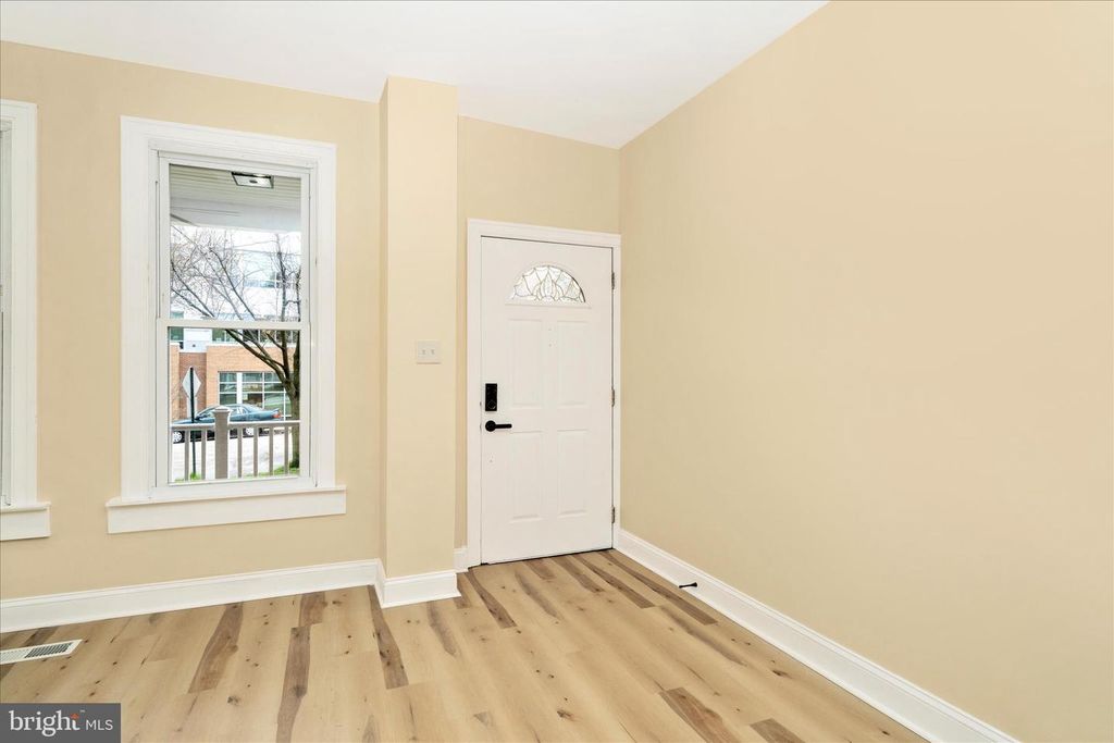 Image 55 of property listing at 728 E 35TH ST, Baltimore, MD 21218