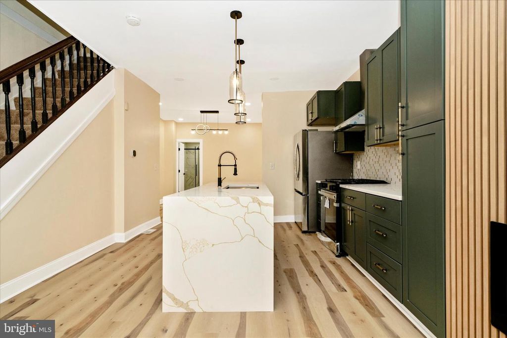 Image 63 of property listing at 728 E 35TH ST, Baltimore, MD 21218