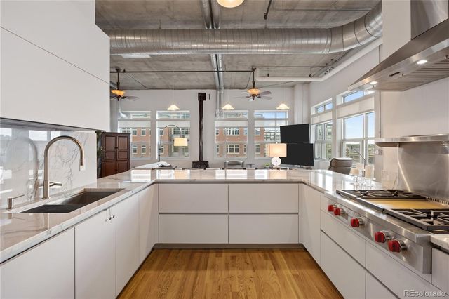 1890 Wynkoop Street 801, Denver, CO 80202