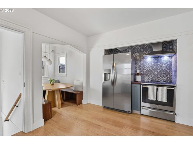 2212 Se TAMARACK Ave, Portland, OR 97214