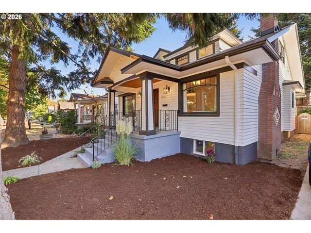 2212 Se TAMARACK Ave, Portland, OR 97214