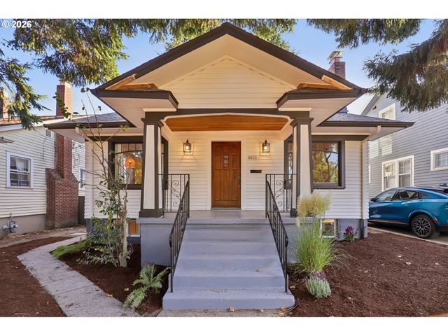 2212 Se TAMARACK Ave, Portland, OR 97214