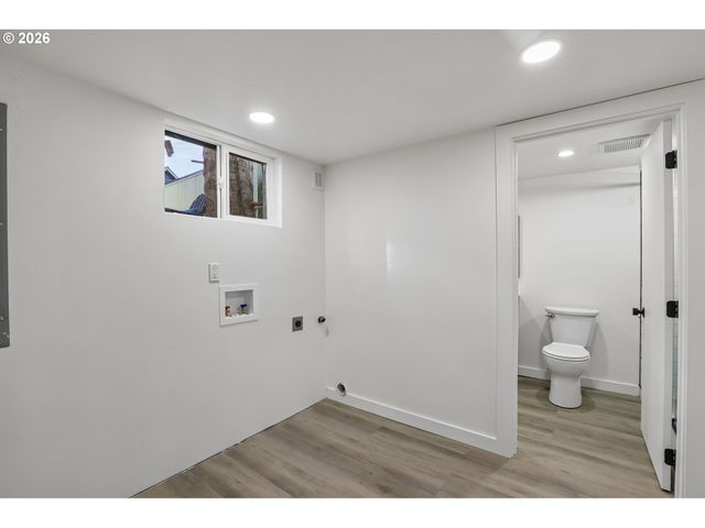 2212 Se TAMARACK Ave, Portland, OR 97214
