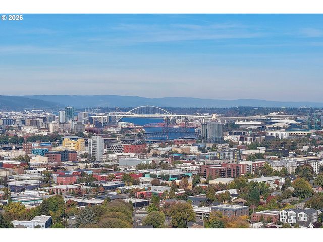 2212 Se TAMARACK Ave, Portland, OR 97214