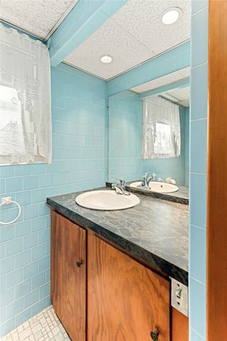 82 Owen Avenue, Pawtucket, RI 02860