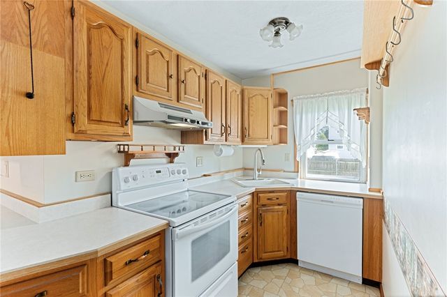 82 Owen Avenue, Pawtucket, RI 02860