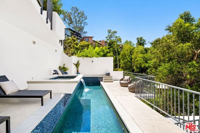 8374 Yucca Trail, Los Angeles, CA 90046