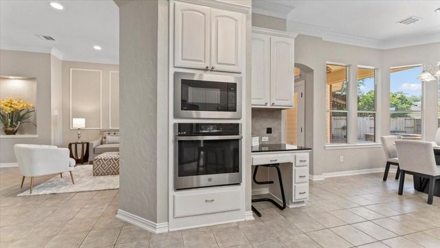 14731 Ramblebrook Lane, Humble, TX 77396