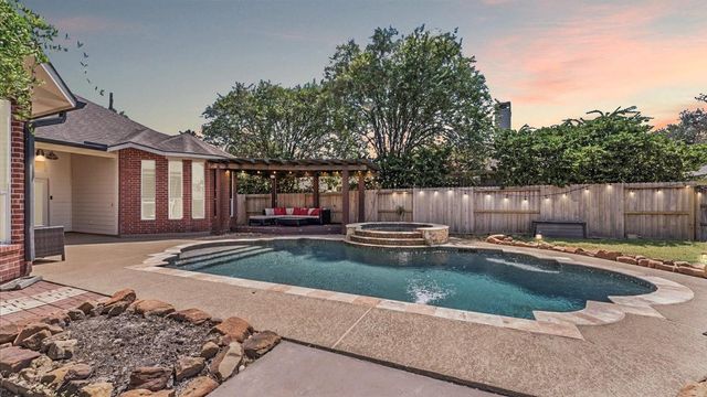 14731 Ramblebrook Lane, Humble, TX 77396