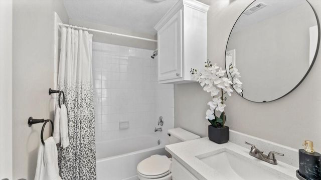 14731 Ramblebrook Lane, Humble, TX 77396