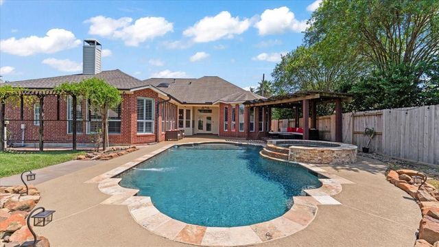 14731 Ramblebrook Lane, Humble, TX 77396