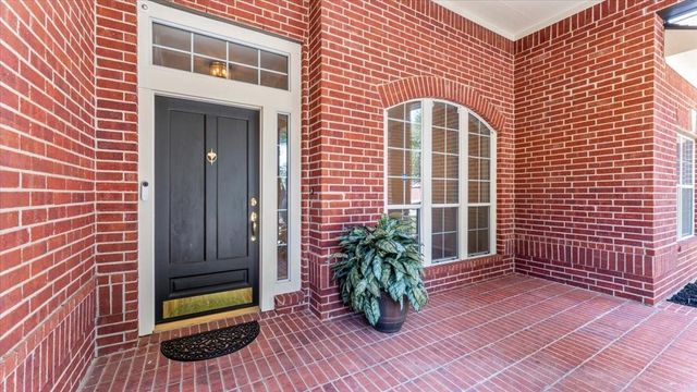 14731 Ramblebrook Lane, Humble, TX 77396