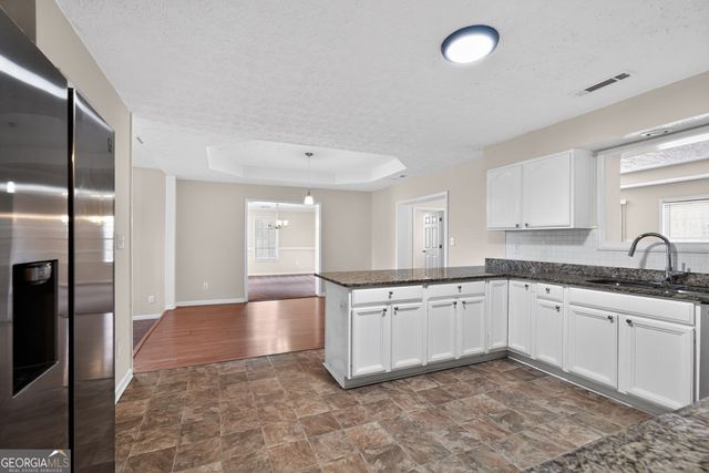 510 Bowden Drive, Ellenwood, GA 30294