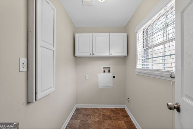 510 Bowden Drive, Ellenwood, GA 30294