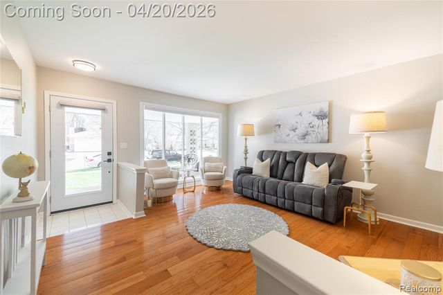 20188 Wellesley Street, Riverview, MI 48193