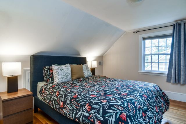 70 Lockland Ave, Framingham, MA 01701