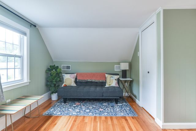 70 Lockland Ave, Framingham, MA 01701