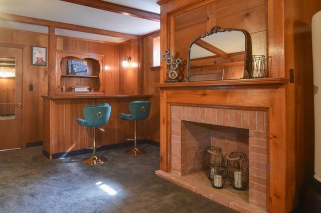 70 Lockland Ave, Framingham, MA 01701