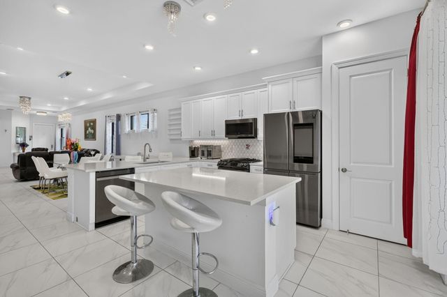 16065 Key Biscayne Lane, Westlake, FL 33470