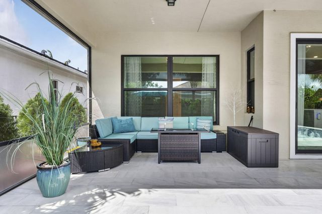 16065 Key Biscayne Lane, Westlake, FL 33470