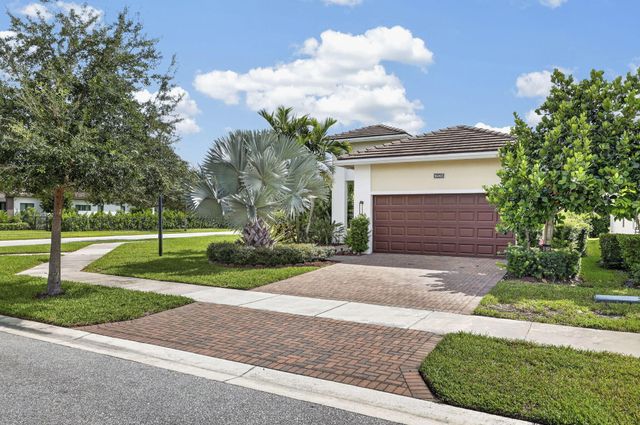 16065 Key Biscayne Lane, Westlake, FL 33470