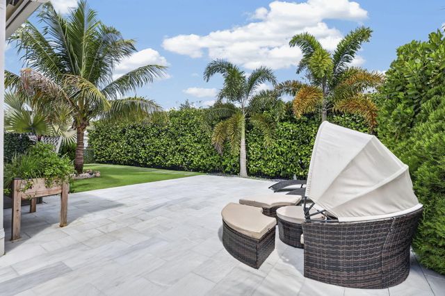 16065 Key Biscayne Lane, Westlake, FL 33470