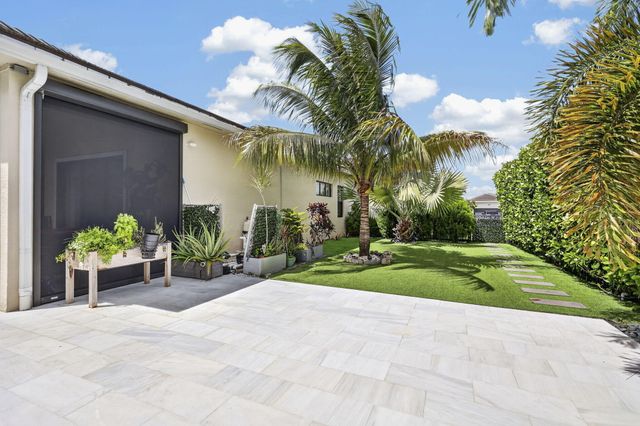 16065 Key Biscayne Lane, Westlake, FL 33470