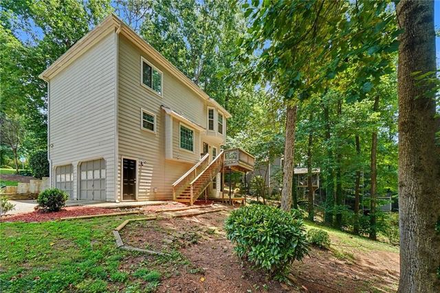 30 Flint Ridge Drive SE, Mableton, GA 30126