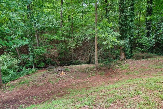 30 Flint Ridge Drive SE, Mableton, GA 30126