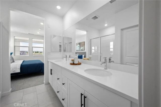 12903 Paradiso Dr 301, Eastvale, CA 92880