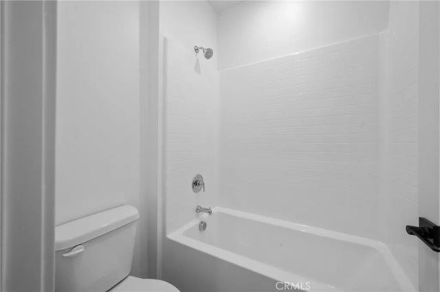 12903 Paradiso Dr 301, Eastvale, CA 92880