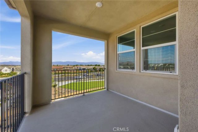 12903 Paradiso Dr 301, Eastvale, CA 92880