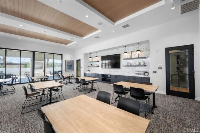 12903 Paradiso Dr 301, Eastvale, CA 92880