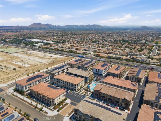 12903 Paradiso Dr 301, Eastvale, CA 92880