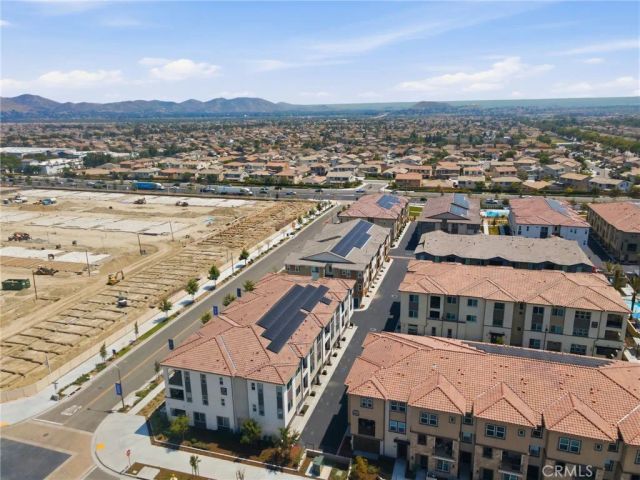 12903 Paradiso Dr 301, Eastvale, CA 92880