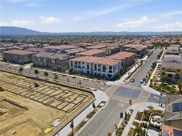 12903 Paradiso Dr 301, Eastvale, CA 92880