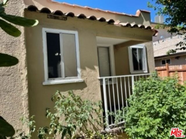 11223 Emelita Street, North Hollywood, CA 91601