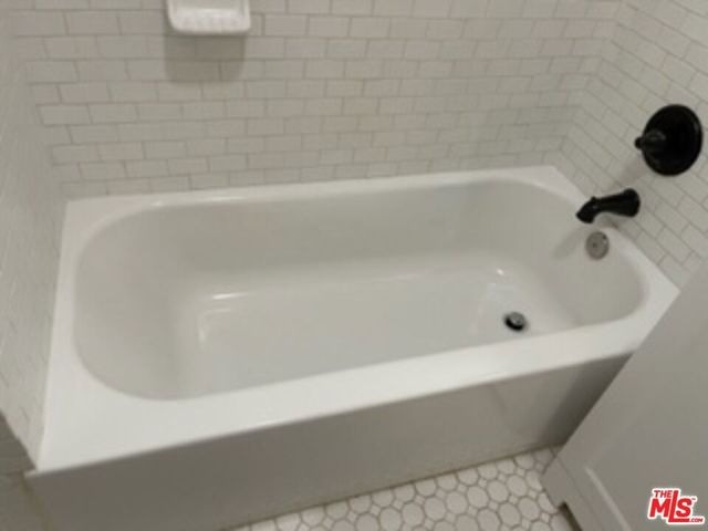 11223 Emelita Street, North Hollywood, CA 91601