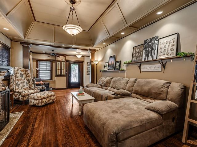 1128 N Broadway Avenue, Shawnee, OK 74801