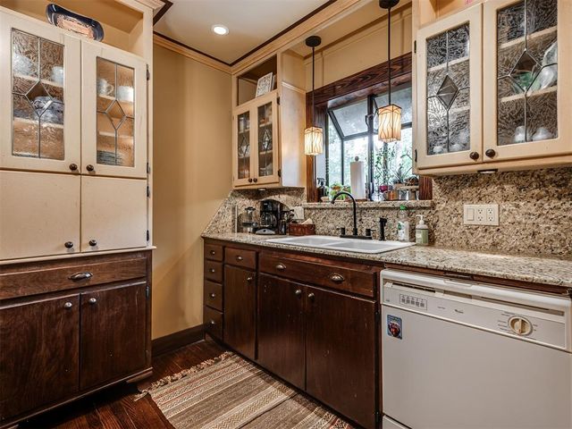1128 N Broadway Avenue, Shawnee, OK 74801