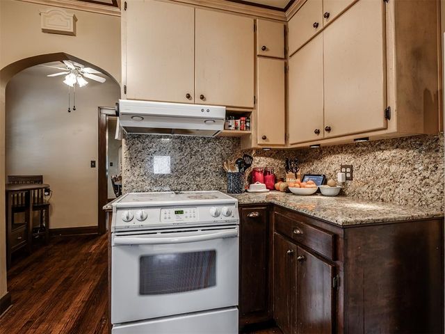 1128 N Broadway Avenue, Shawnee, OK 74801