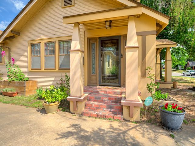 1128 N Broadway Avenue, Shawnee, OK 74801