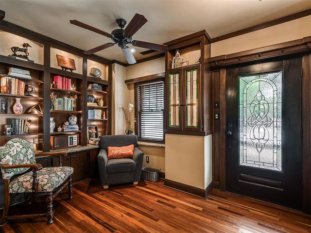 1128 N Broadway Avenue, Shawnee, OK 74801